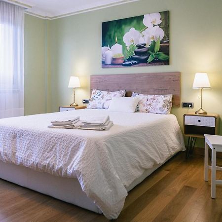 Ferienwohnung Alojamiento Urabain Allo Exterior foto