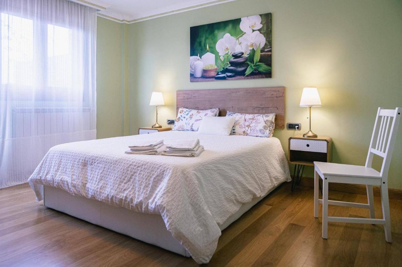 Ferienwohnung Alojamiento Urabain Allo Exterior foto